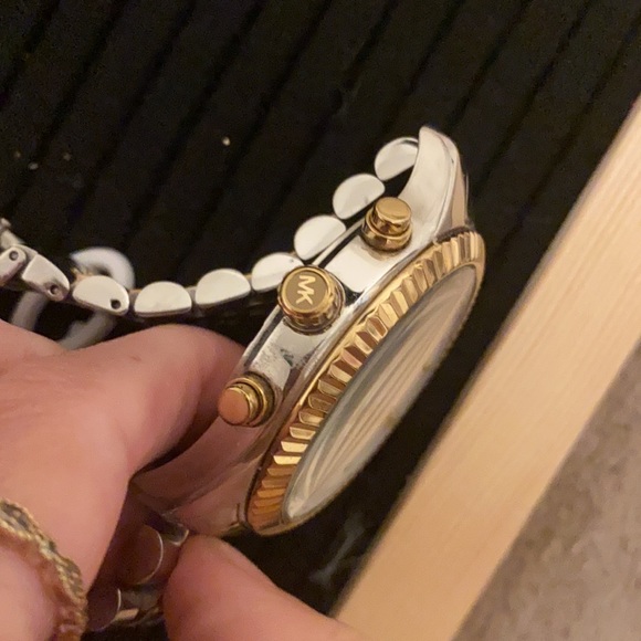 10 stars Michael Kors Lexington Chrono Watch $356 Two Tone - Picture 7 of 14